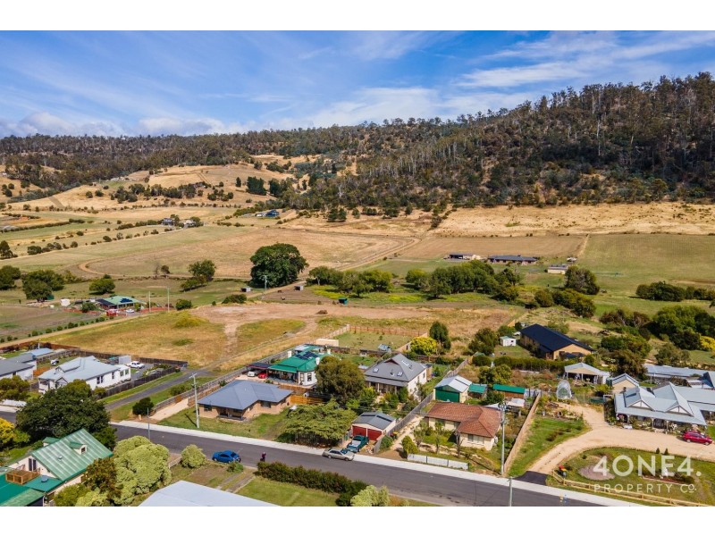 37 Swan Street, Bagdad TAS 7030