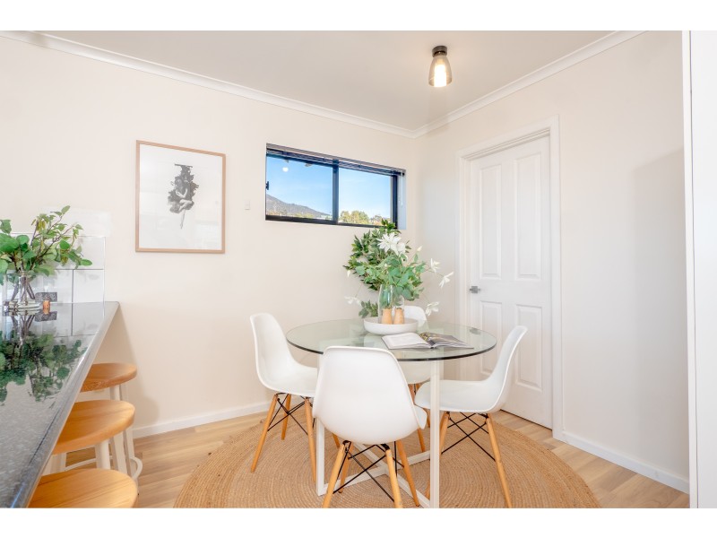 13 Kinarra Crescent, Chigwell TAS 7011