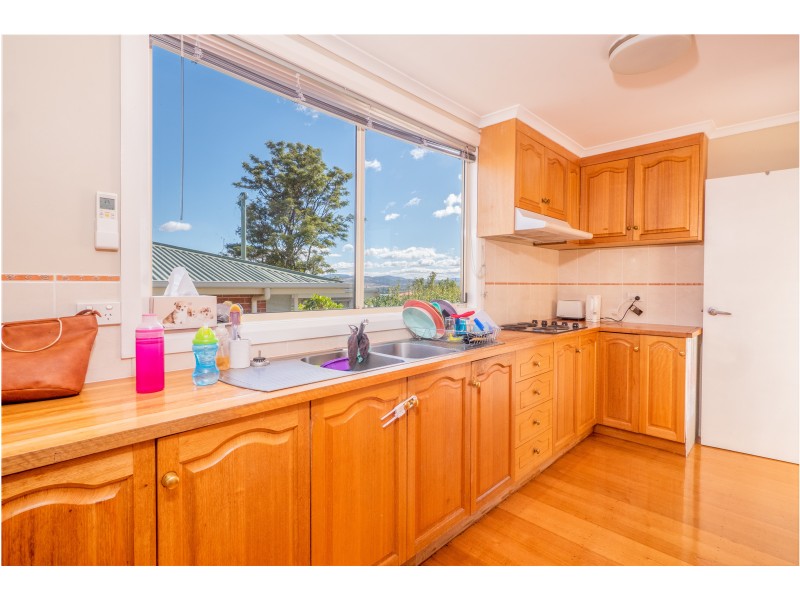 31 Centenary Crescent, Claremont TAS 7011