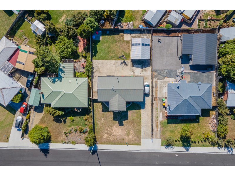 31 Centenary Crescent, Claremont TAS 7011