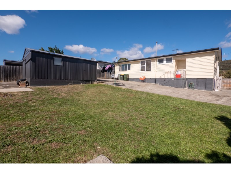 31 Centenary Crescent, Claremont TAS 7011