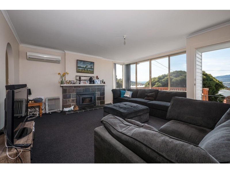 6 Esdaile Street, Claremont TAS 7011