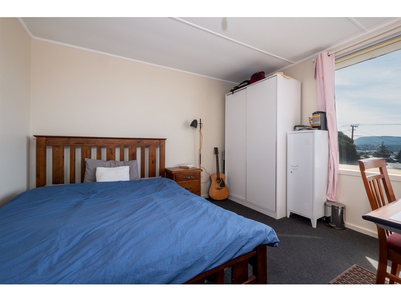 6 Esdaile Street, Claremont TAS 7011