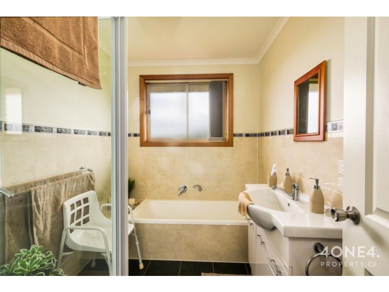 2/27 Melissa Street, Brighton TAS 7030
