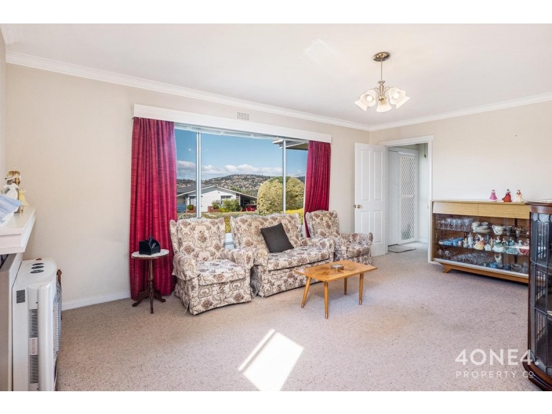 12 Huntley Street, Montrose TAS 7010