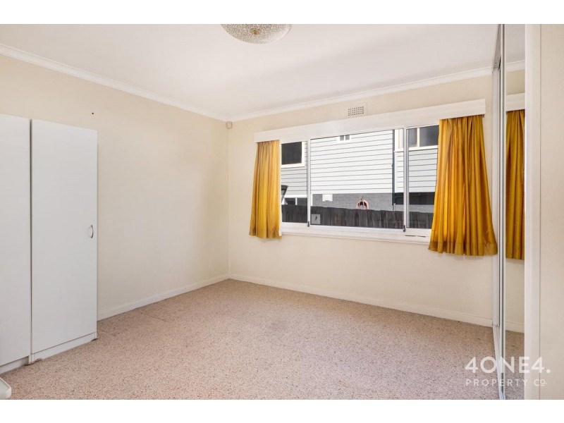 12 Huntley Street, Montrose TAS 7010