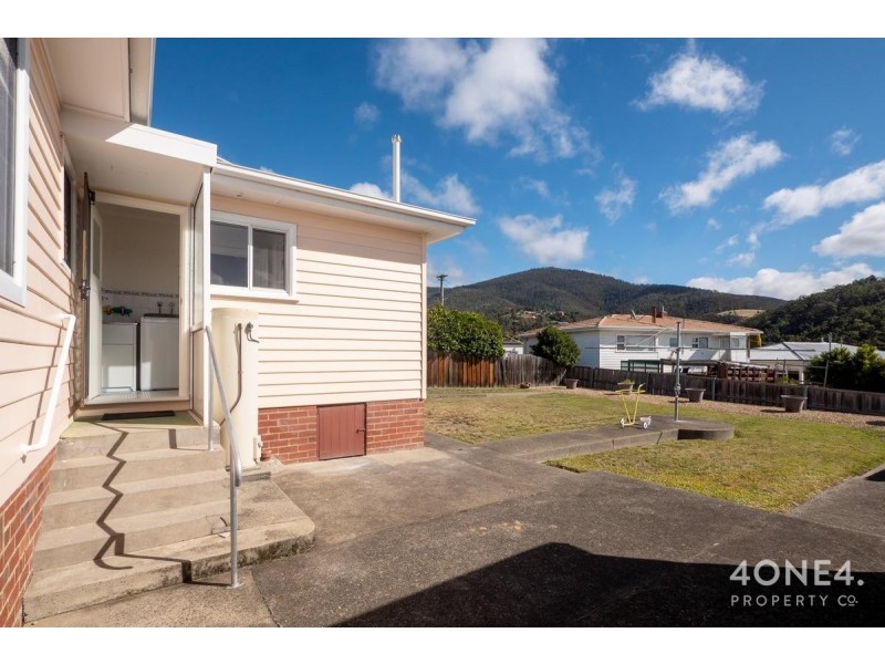 12 Huntley Street, Montrose TAS 7010