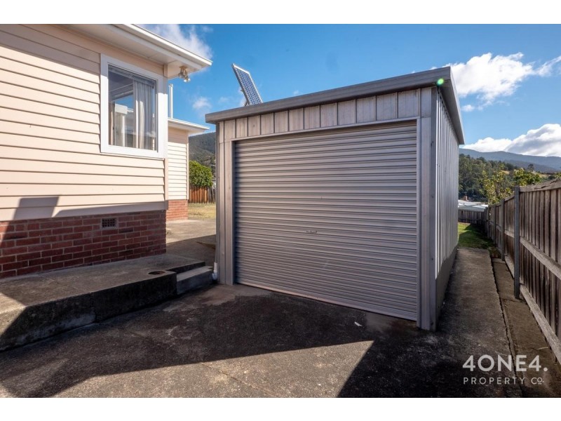 12 Huntley Street, Montrose TAS 7010