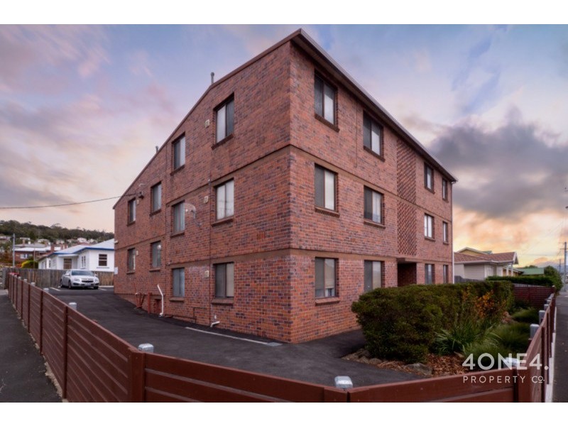 1/10 Charles Street, Moonah TAS 7009