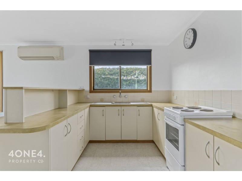4/10 Racecourse Road, Brighton TAS 7030