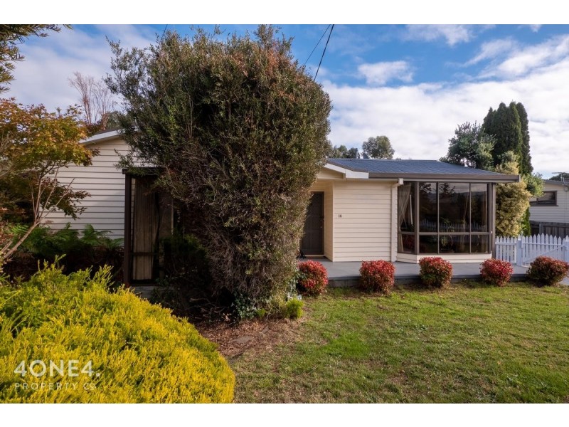 16 Rosbar Street, Claremont TAS 7011