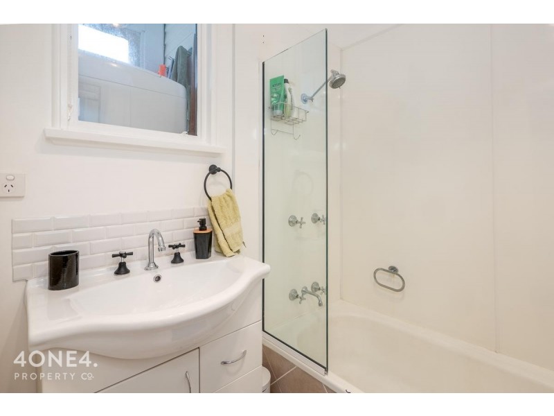 11 Tootonga Street, Chigwell TAS 7011
