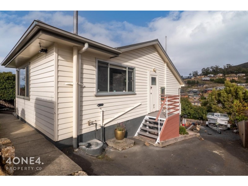 11 Tootonga Street, Chigwell TAS 7011