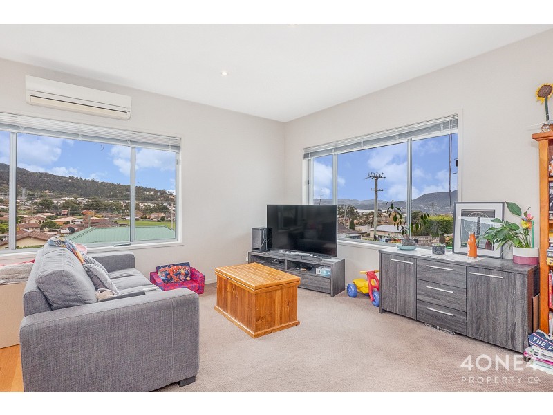 2/2A Bosco Drive, Glenorchy TAS 7010