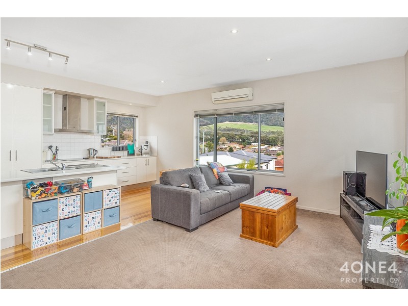 2/2A Bosco Drive, Glenorchy TAS 7010