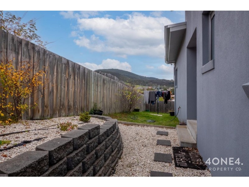 2/2A Bosco Drive, Glenorchy TAS 7010