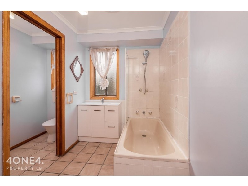 21B Bentley Street, Lenah Valley TAS 7008