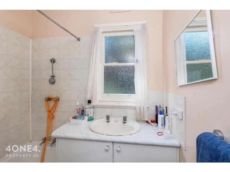 27 Winbourne Road, West Moonah TAS 7009