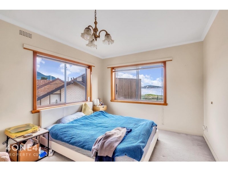 4/2 Mansell Court, Sandy Bay TAS 7005