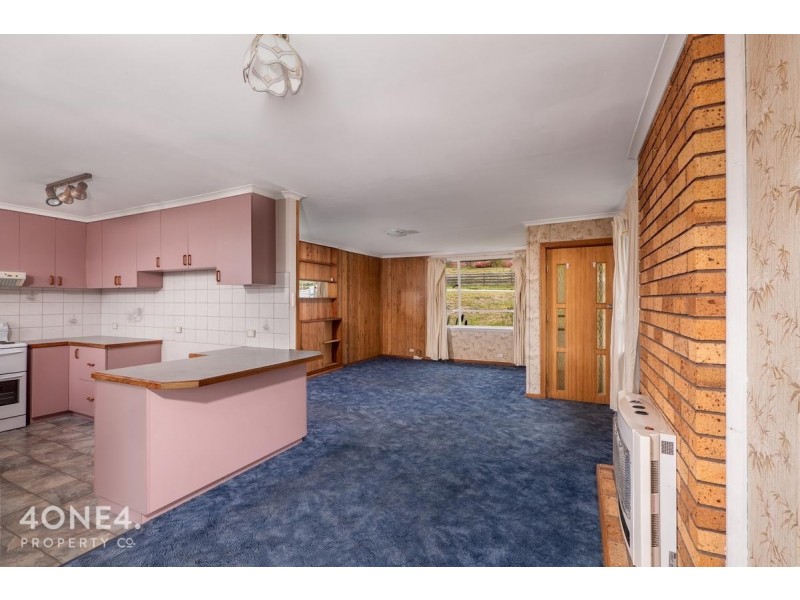 11 Pekurn Crescent, Berriedale TAS 7011