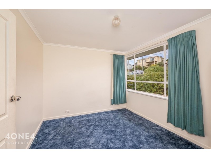 11 Pekurn Crescent, Berriedale TAS 7011