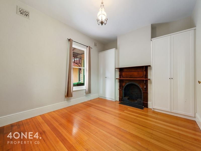 7 Moirunna Road, Lindisfarne TAS 7015