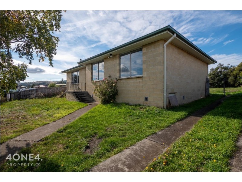 52 Fisher Drive, Herdsmans Cove TAS 7030