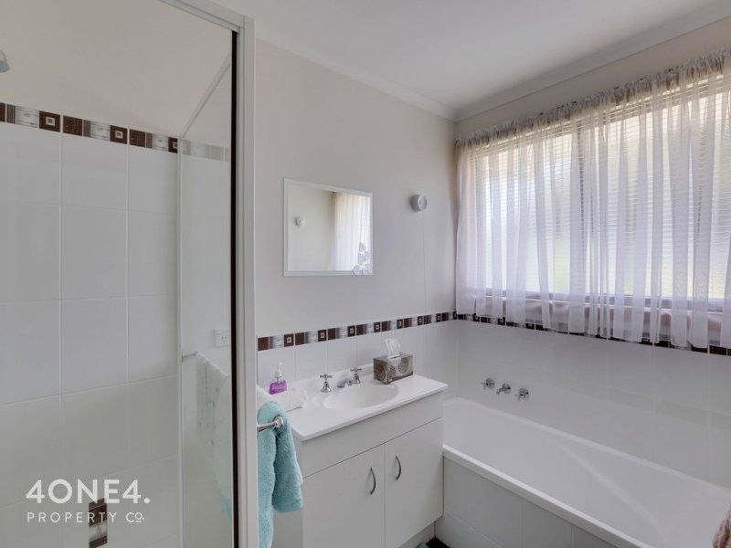 2/3 Madison Avenue, Brighton TAS 7030