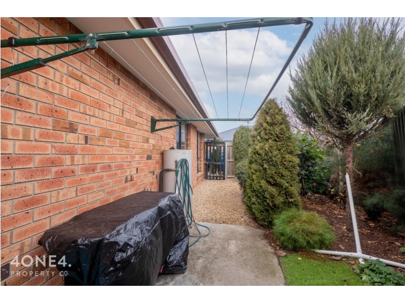 2/3 Madison Avenue, Brighton TAS 7030