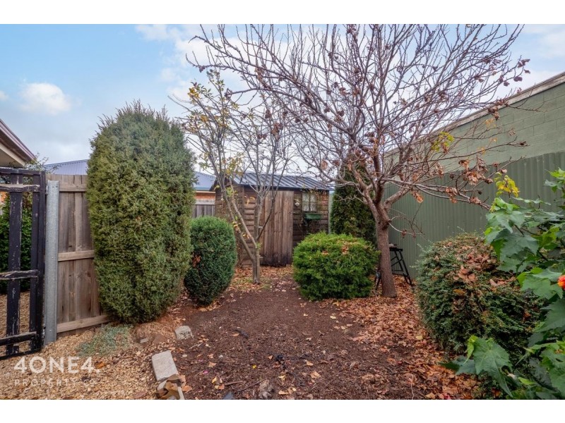 2/3 Madison Avenue, Brighton TAS 7030