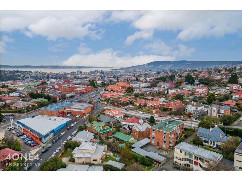 9/5 Augusta Road, New Town TAS 7008
