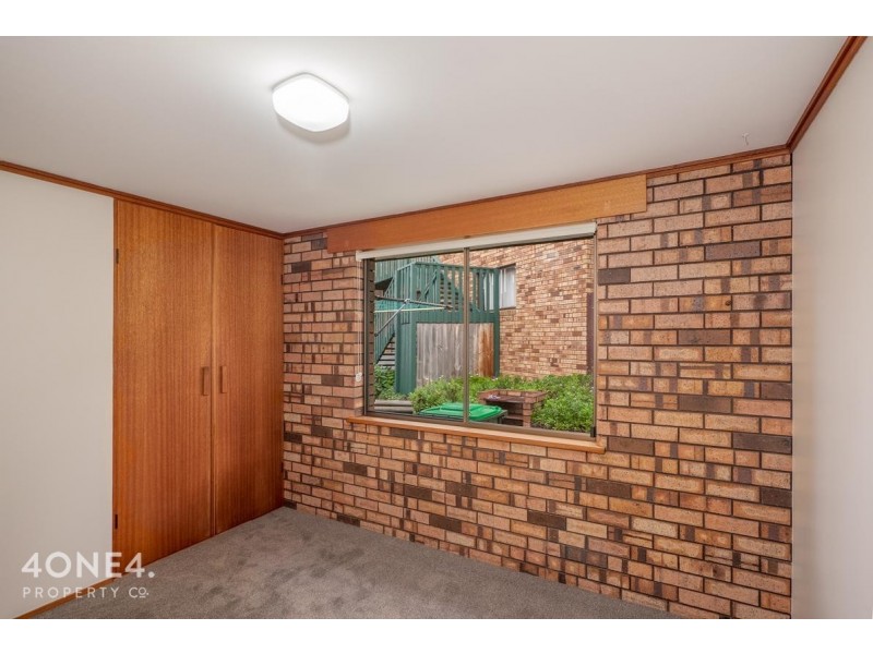 2/12 Tris Court, Berriedale TAS 7011
