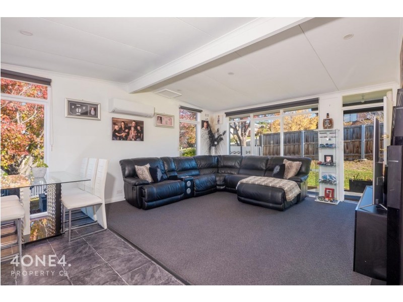 6 Arncliffe Road, Austins Ferry TAS 7011