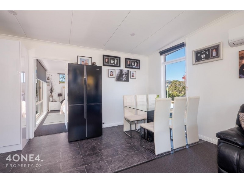 6 Arncliffe Road, Austins Ferry TAS 7011