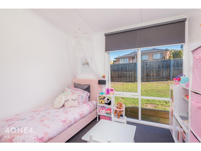 6 Arncliffe Road, Austins Ferry TAS 7011