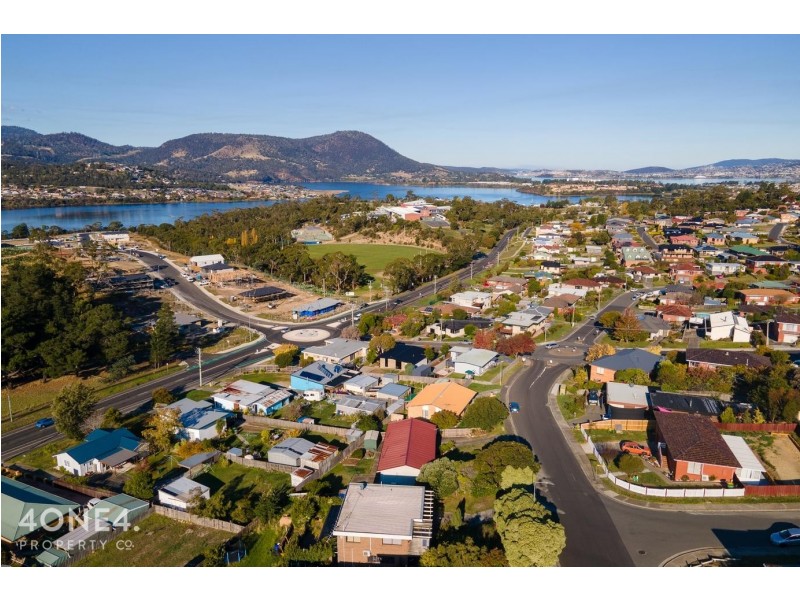 6 Arncliffe Road, Austins Ferry TAS 7011