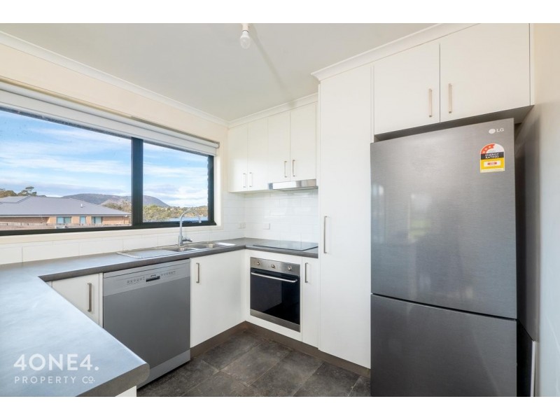 25 Fisher Drive, Herdsmans Cove TAS 7030