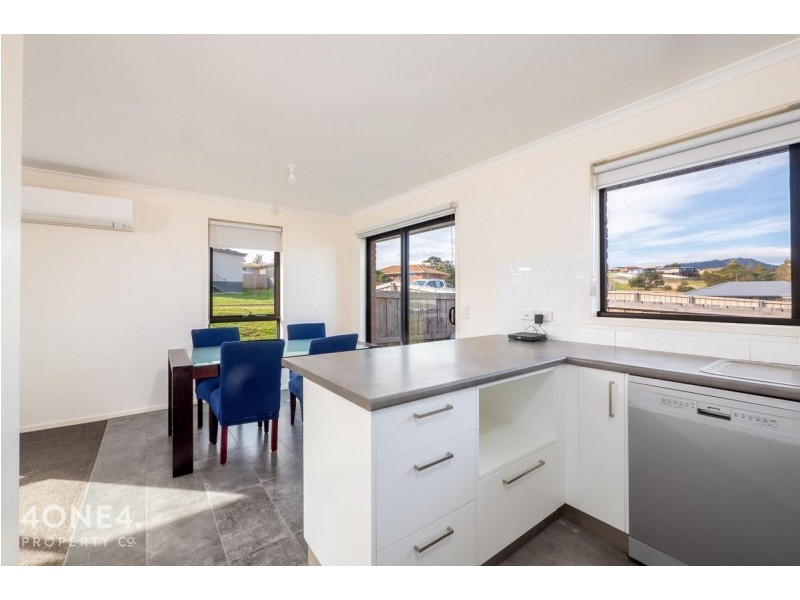 25 Fisher Drive, Herdsmans Cove TAS 7030