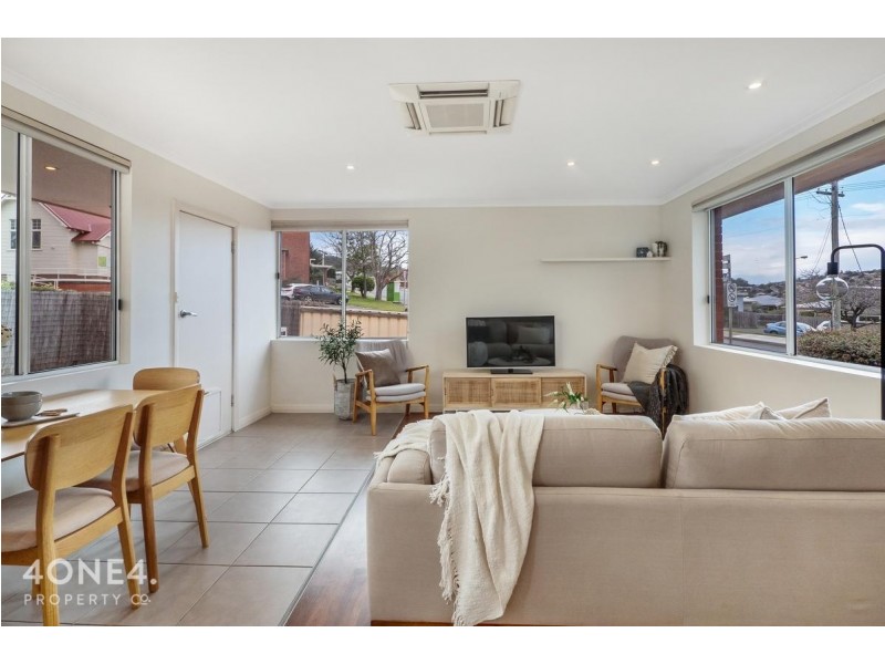 2/52 Lincoln Street, Lindisfarne TAS 7015