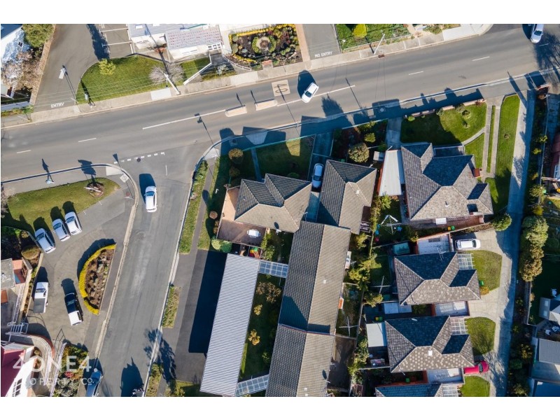 2/52 Lincoln Street, Lindisfarne TAS 7015