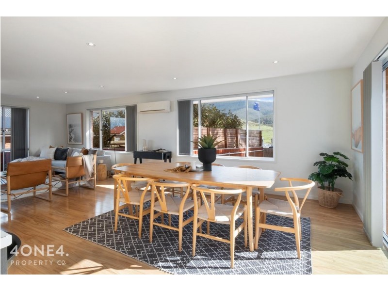 2/8 Mahoney Drive, Claremont TAS 7011