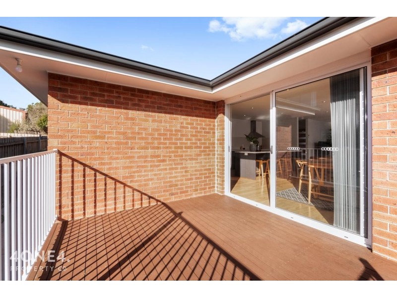 2/8 Mahoney Drive, Claremont TAS 7011