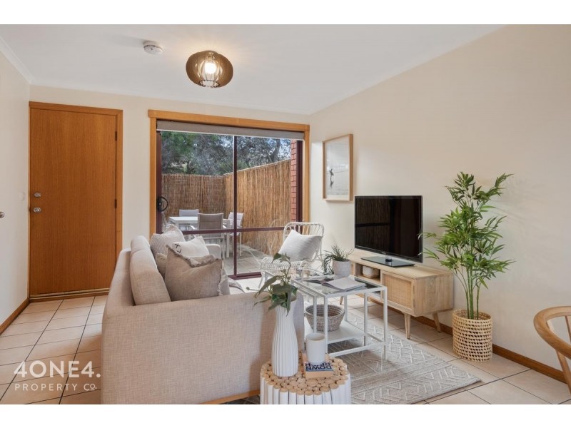 5/2 Clifford Court, Howrah TAS 7018