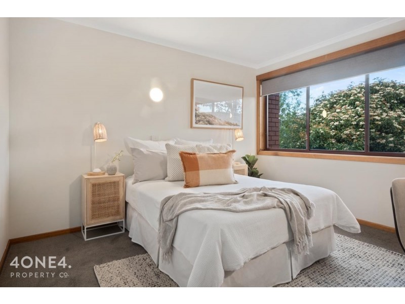 5/2 Clifford Court, Howrah TAS 7018