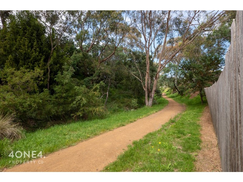159 Flagstaff Gully Road, Lindisfarne TAS 7015