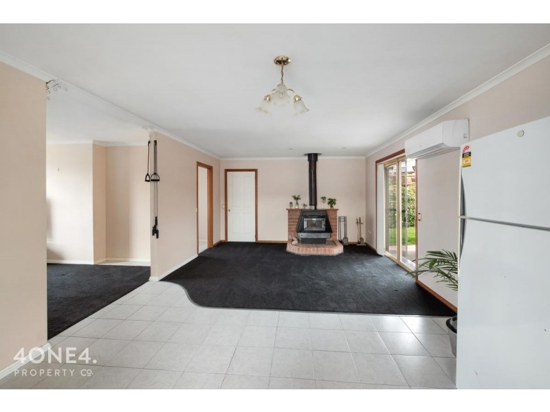 27 Buckingham Drive, Howrah TAS 7018