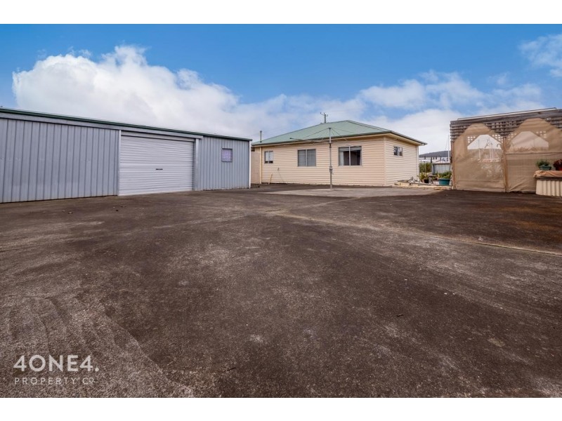 44 Gepp Parade, Derwent Park TAS 7009