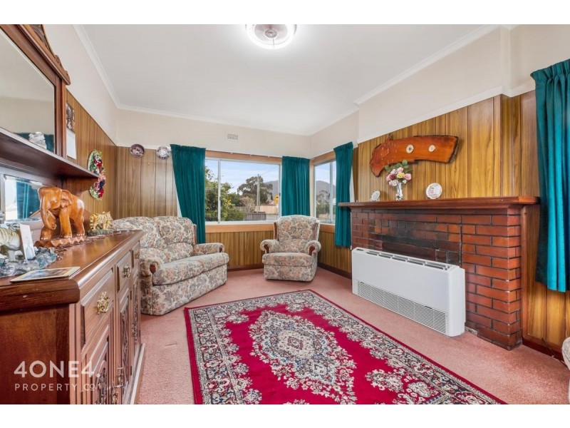 44 Gepp Parade, Derwent Park TAS 7009