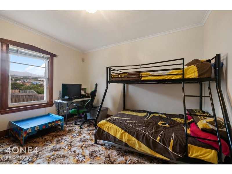 10 Wylie Crescent, West Moonah TAS 7009