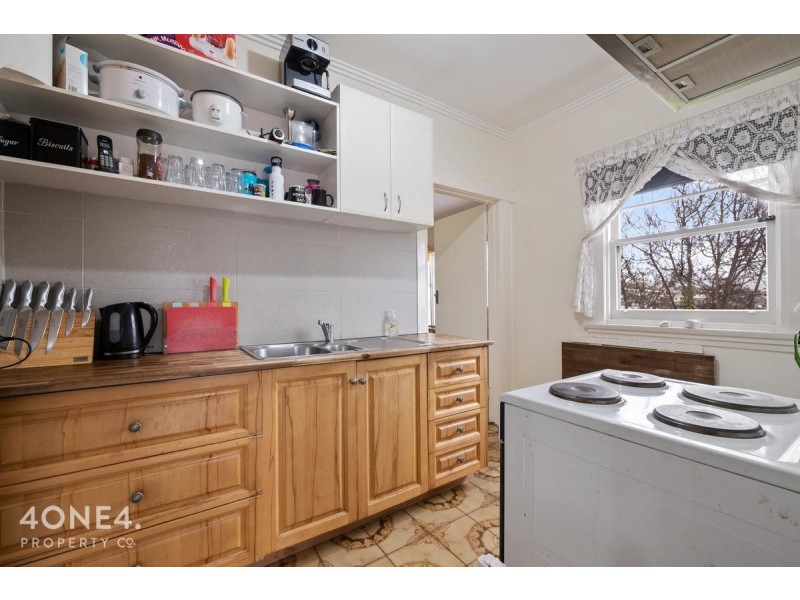 10 Wylie Crescent, West Moonah TAS 7009